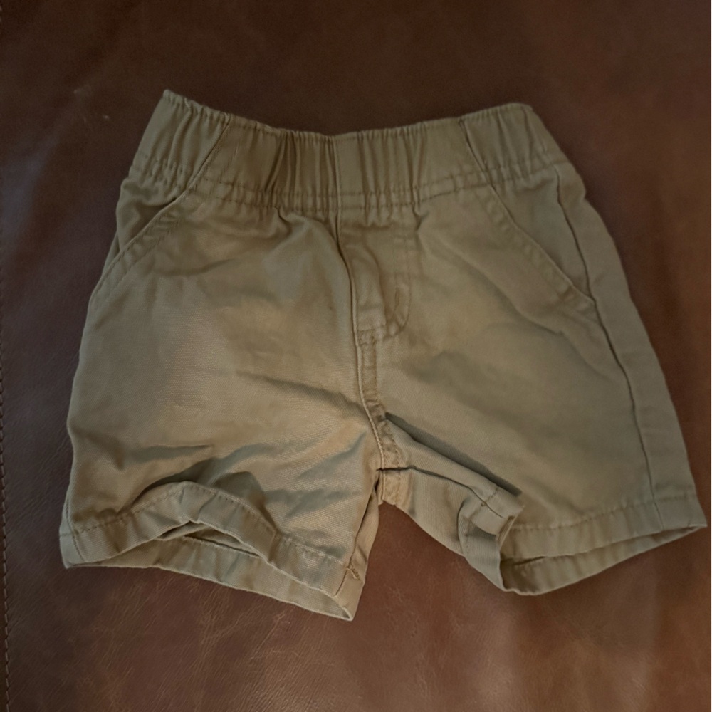 Carhartt Women's Tan Cargo Shorts